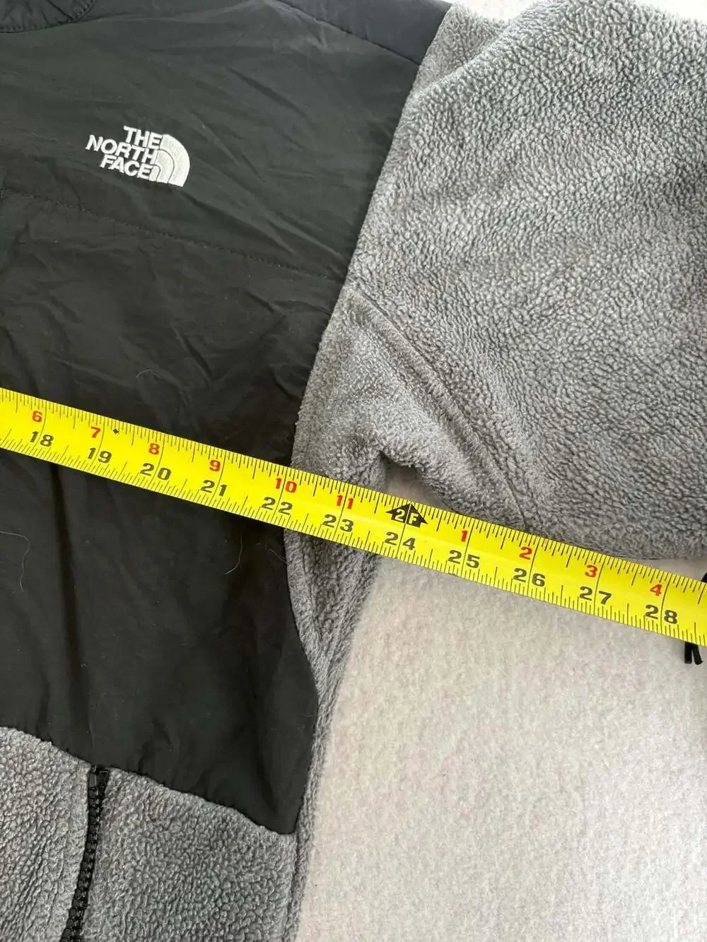 The North Face 0017 classic
